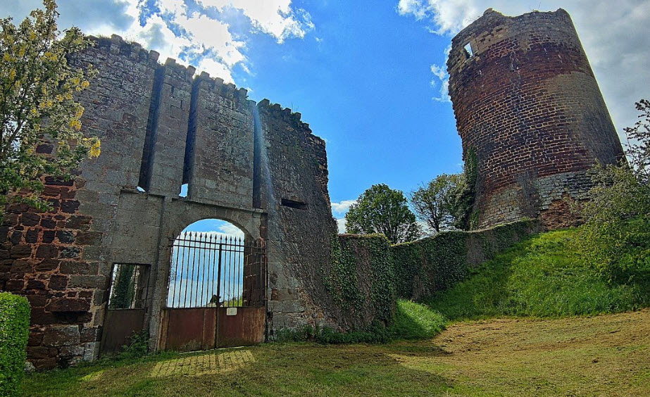 Brosse Castle Ruins, France